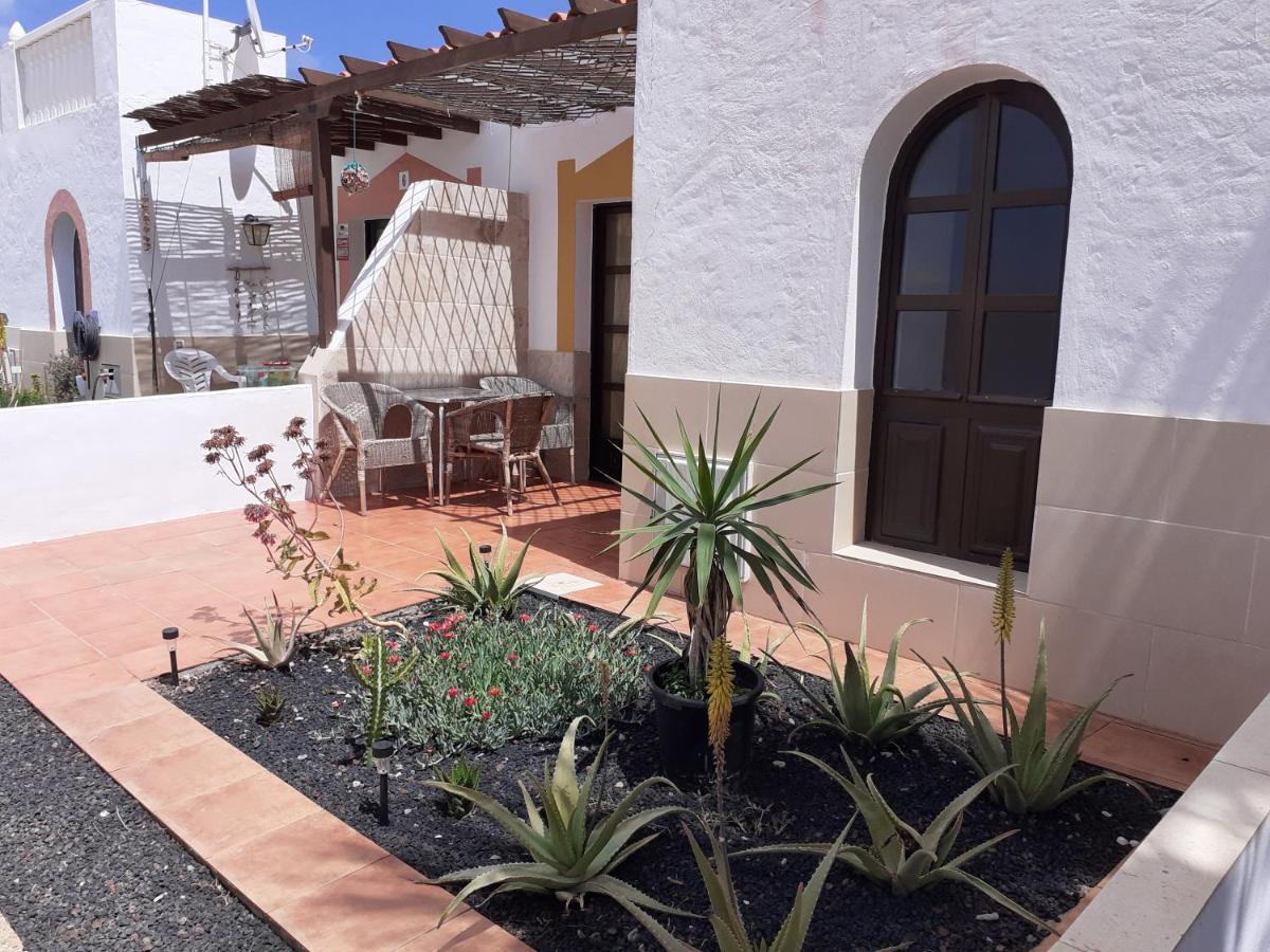 Beautiful Coastline Bungalow Near The Ocean 50 M Apartment Costa De Antigua Exterior photo
